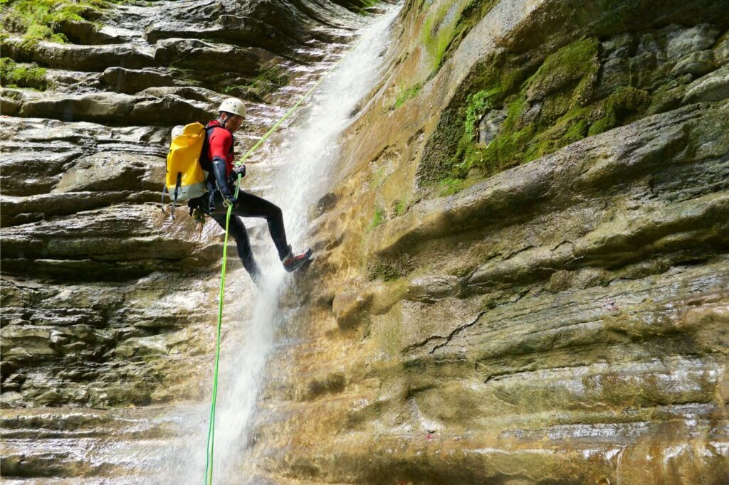Water Rappelling
